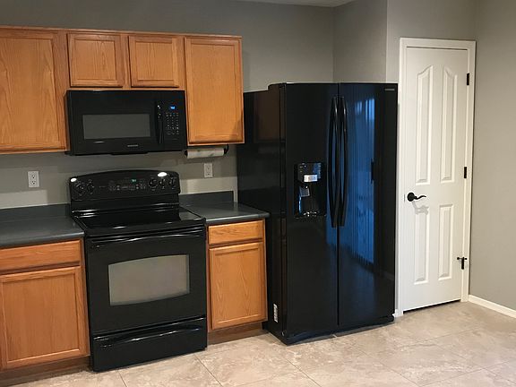 5th image of 3057 W Casino Ave