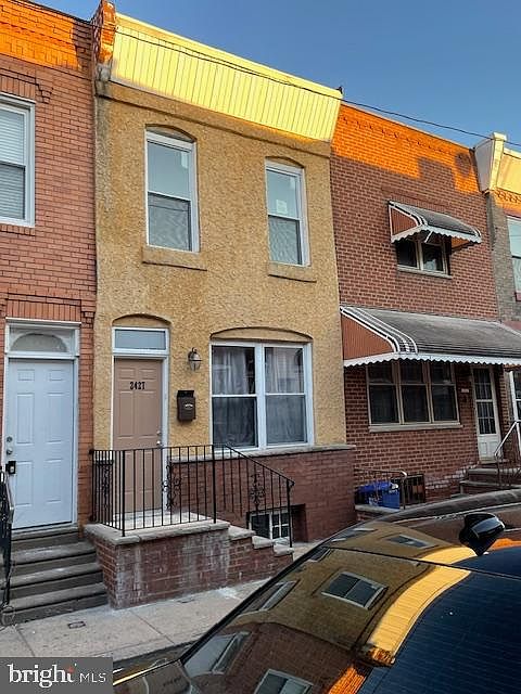 1st image of 2427 S Darien St