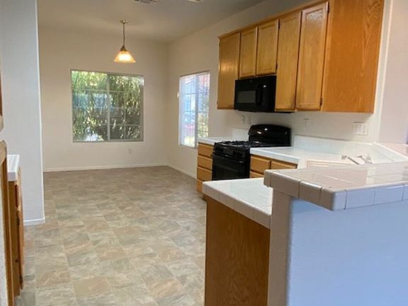 4th image of 2104 Milan Way