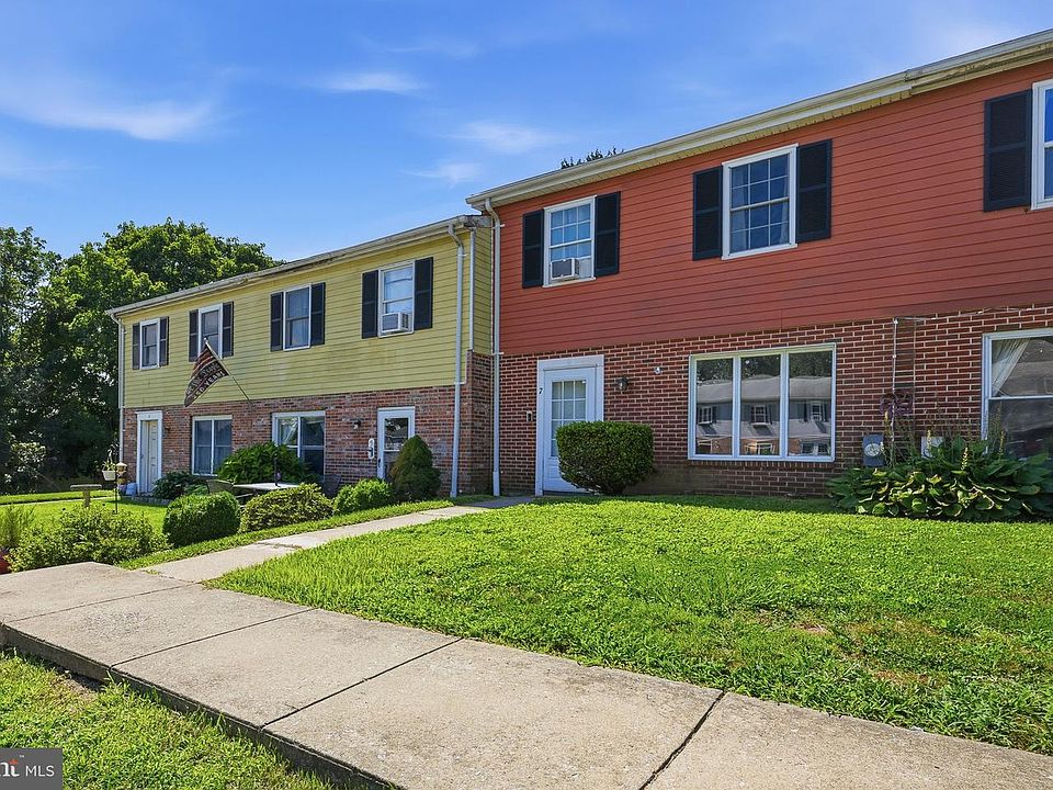 1st image of 7 Louise Ct