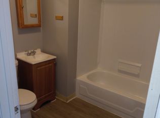 3229 W 73rd St APT 4, Cleveland, OH 44102