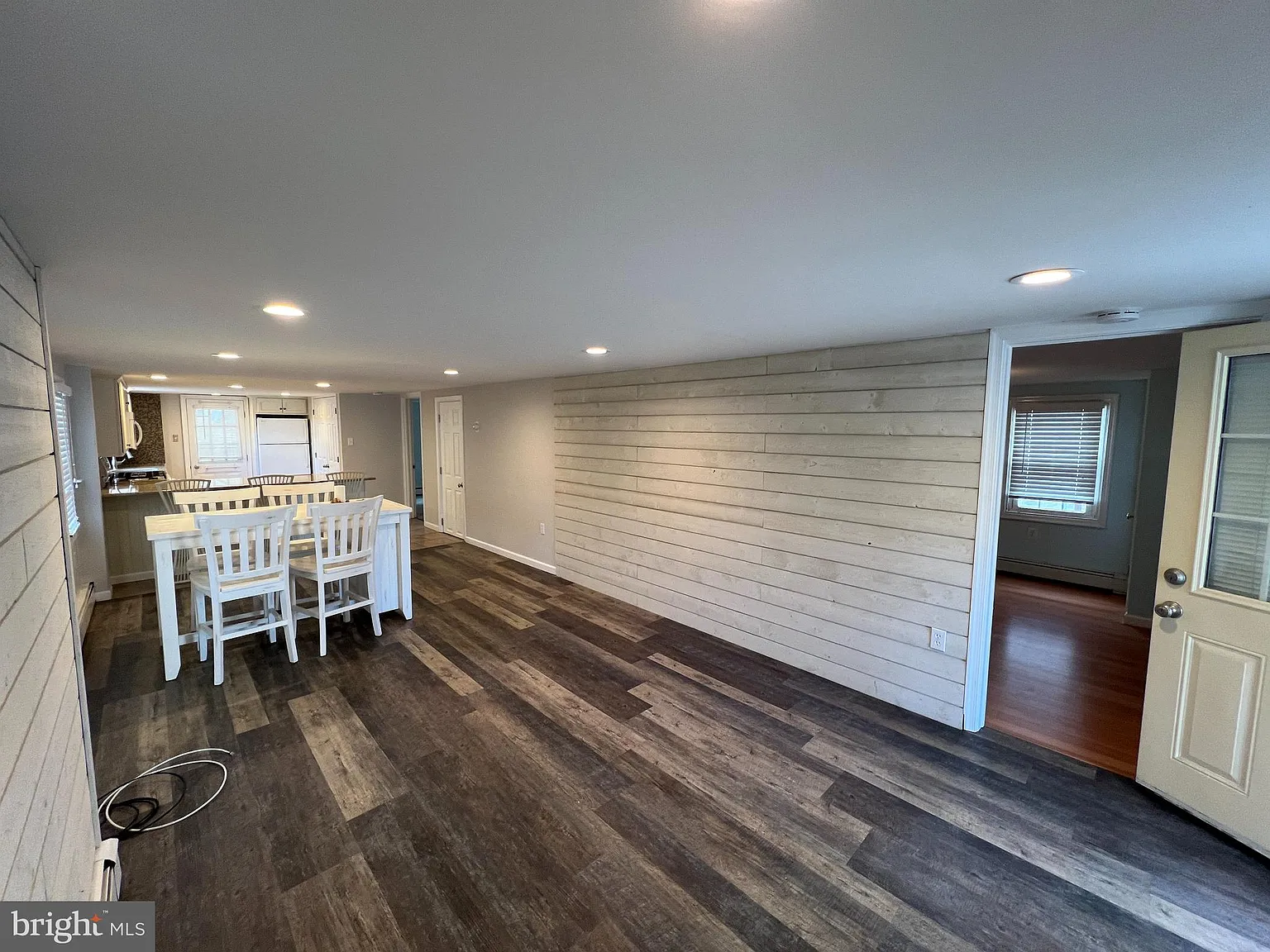 2 bed, 2032 sqft, $2,750 — Photo 4
