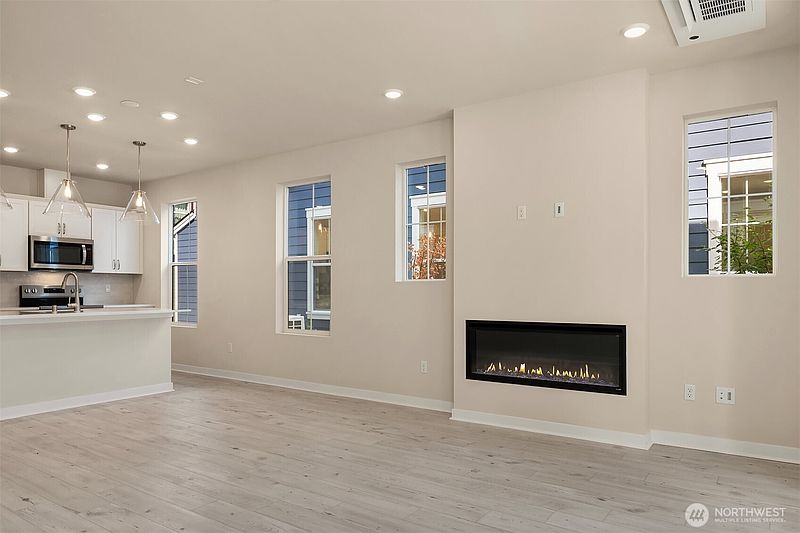 3rd image of 31846 Myrtle #40 Street