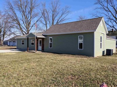 303 N Main St, Otterbein, IN, 47970