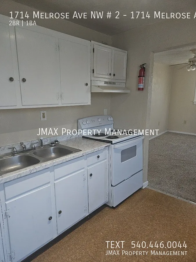 This property has a no security deposit option! — Photo 3