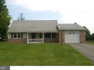 1551 Moore Dr, Gilbertsville, PA 19525