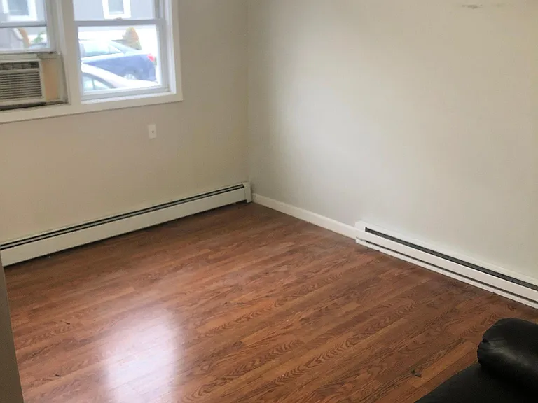 12 Lilley Ave #1 — Photo 4