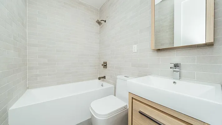 Rented by Nooklyn NYC LLC | media 45