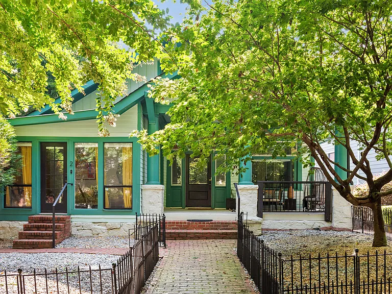 799 Charles Allen Dr NE #1 — Photo 47