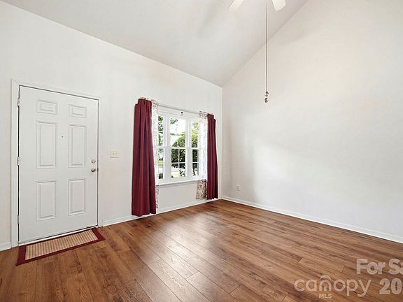 5th image of 8038 Long House Ln