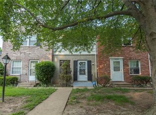 8727 Sycamore Ave, Kansas City, MO 64138