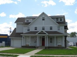 305 6th Ave, Sterling, IL 61081