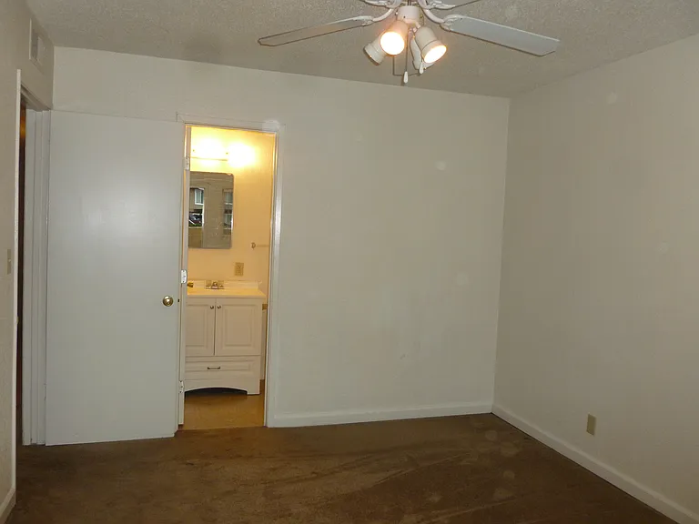 218 W Dakota Ave #A — Photo 23