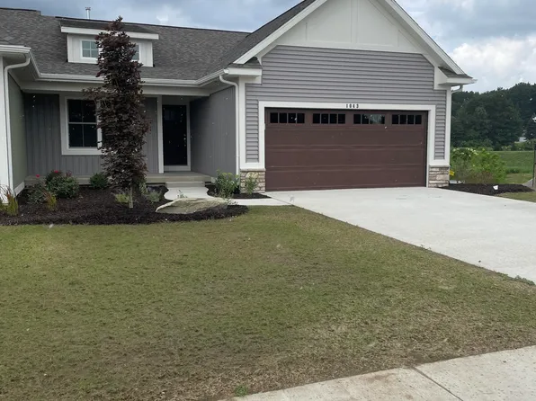 1043 Bellview Meadow Dr SW, Byron Center, MI 49315