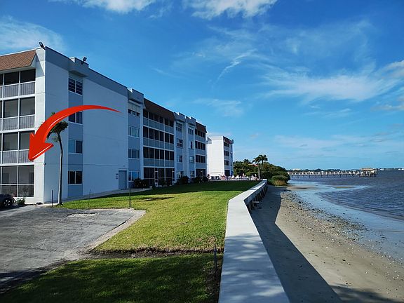 3rd image of 1516 S Lakeside Drive #101