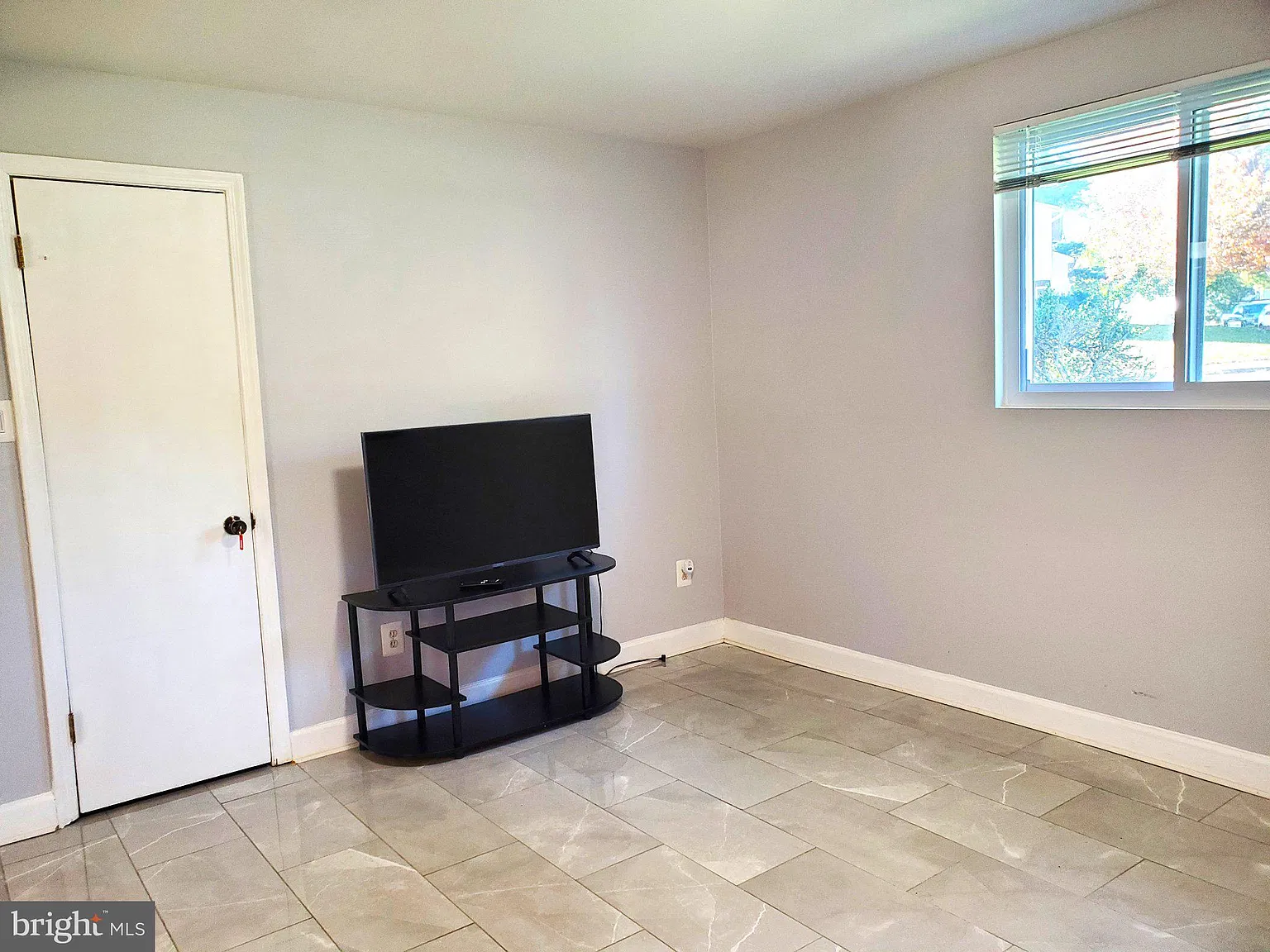 1 bed, 1.0 bath, 400 sqft, $1,400 — Photo 3