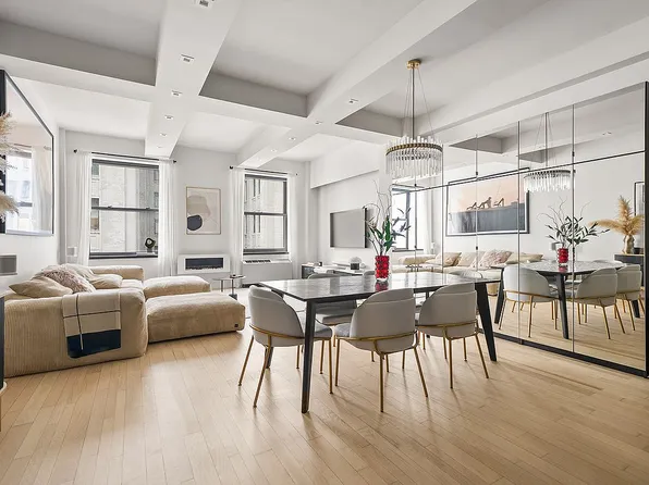 20 Pine St APT 2307, New York, NY 10005