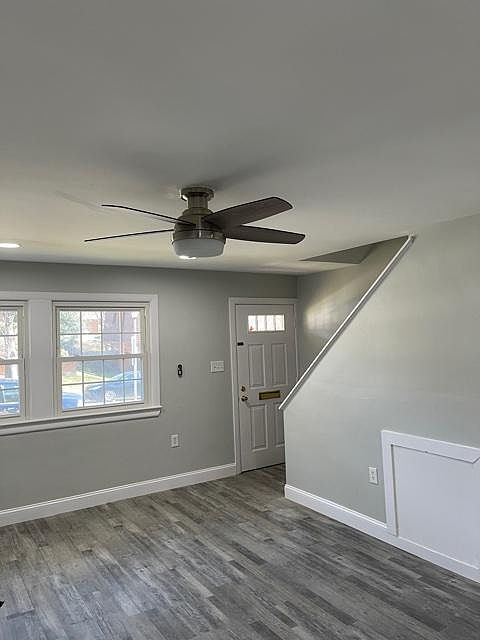 1st image of 152 S Virginia Ave