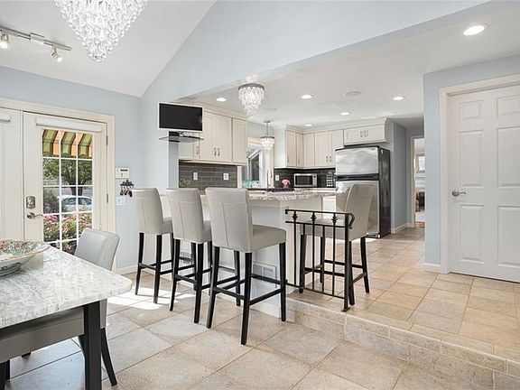 5th image of 67 Plantation Dr
