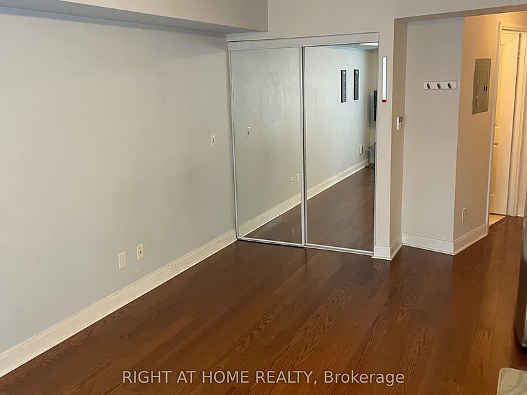 1 Scott St #810 — Photo 2