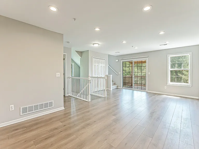 2865 Barclay Way — Photo 8