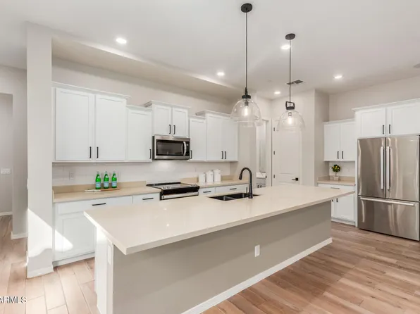 283 E BALSAM Drive, Chandler, AZ 85286