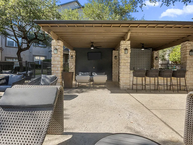 Villas at Rogers Ranch — Photo 26