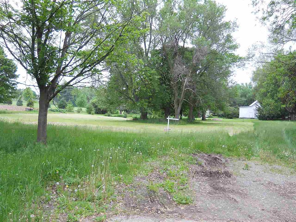 2nd image of 0 Maple Ct