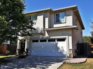 218 Calais Ct, Vacaville, CA
