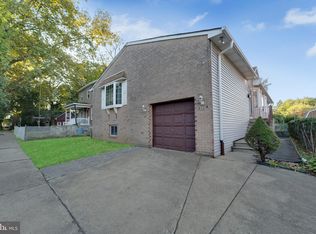 6430 Hasbrook Ave #A, Philadelphia, PA 19111