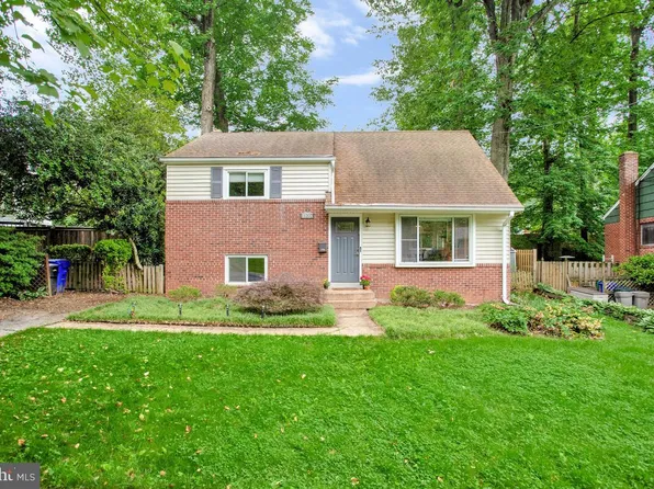 11202 Dewey Rd, Kensington, MD 20895