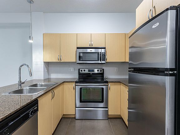 4th image of 13733 107a Ave #316