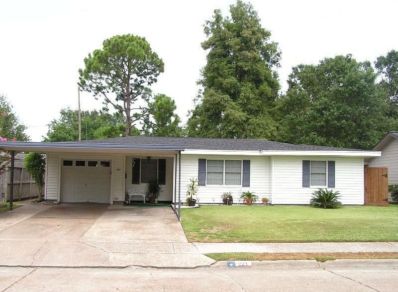 1st image of 221 Linda St