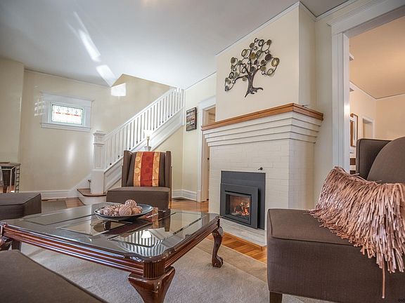 4th image of 20 McKinley St