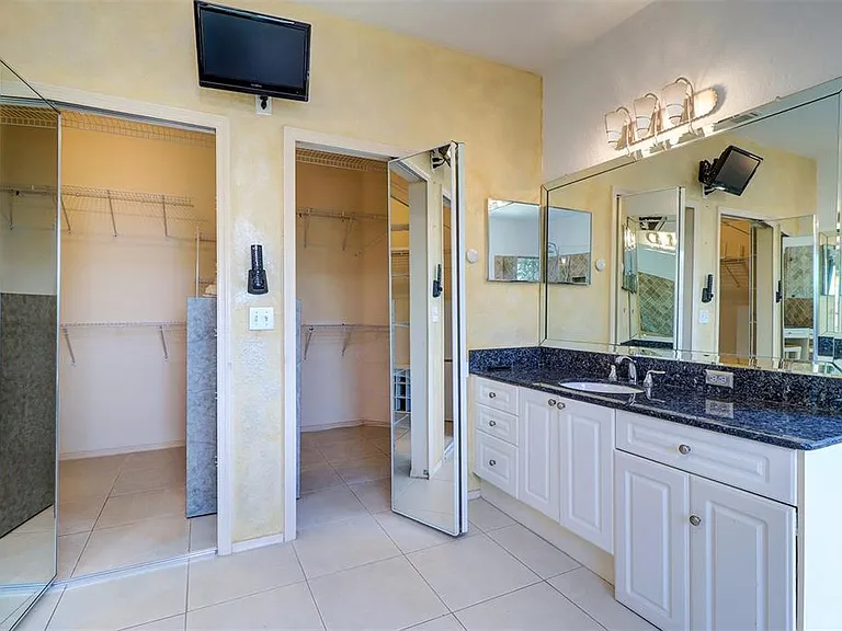 2757 Via Cipriani #1114A — Photo 28