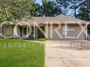 1440 Steens Creek Dr, Florence, MS 39073