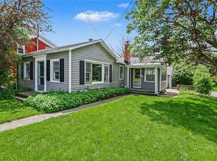 10 Montezuma St, Lyons, NY 14489