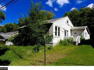 412 Paddington Rd, Willernie, MN 55090