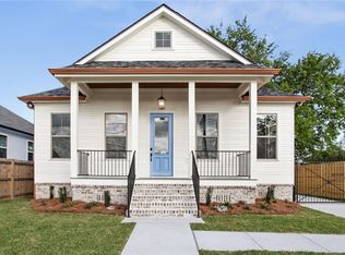 1807 Center St, Arabi, LA 70032