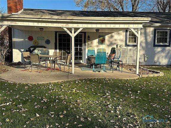 5th image of 1103 Old Orchard Dr