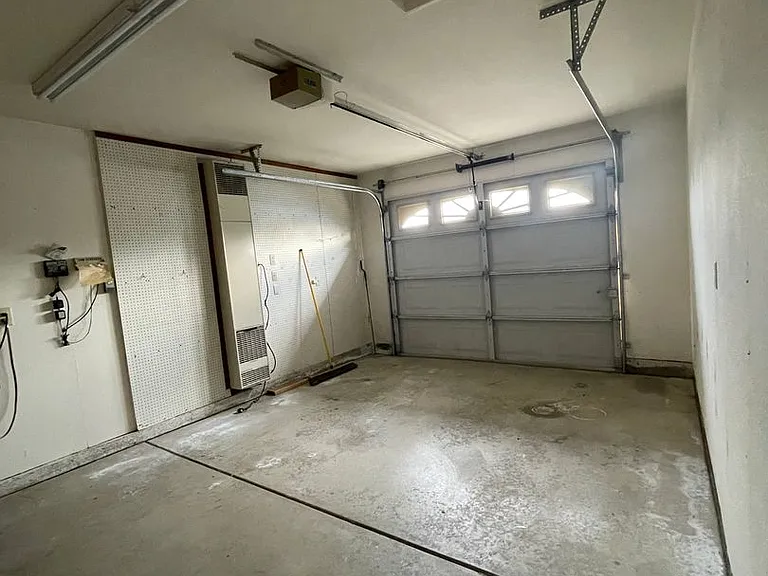 4424 Heather Ridge Ln — Photo 12