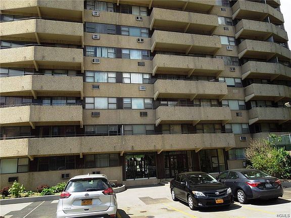 2nd image of 1523 Central Park Ave APT 10D