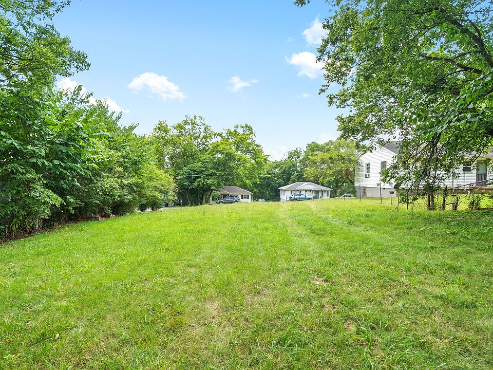 1st image of 116 Darnell Pl