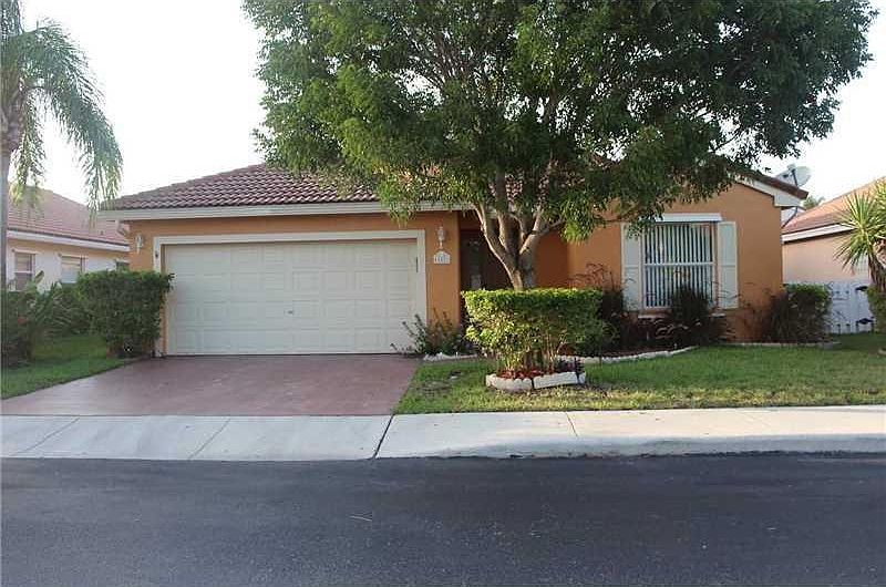 1st image of 16521 NW 9th St