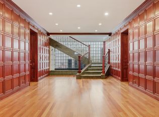 2650 N Lincoln Ave, Chicago, IL 60614