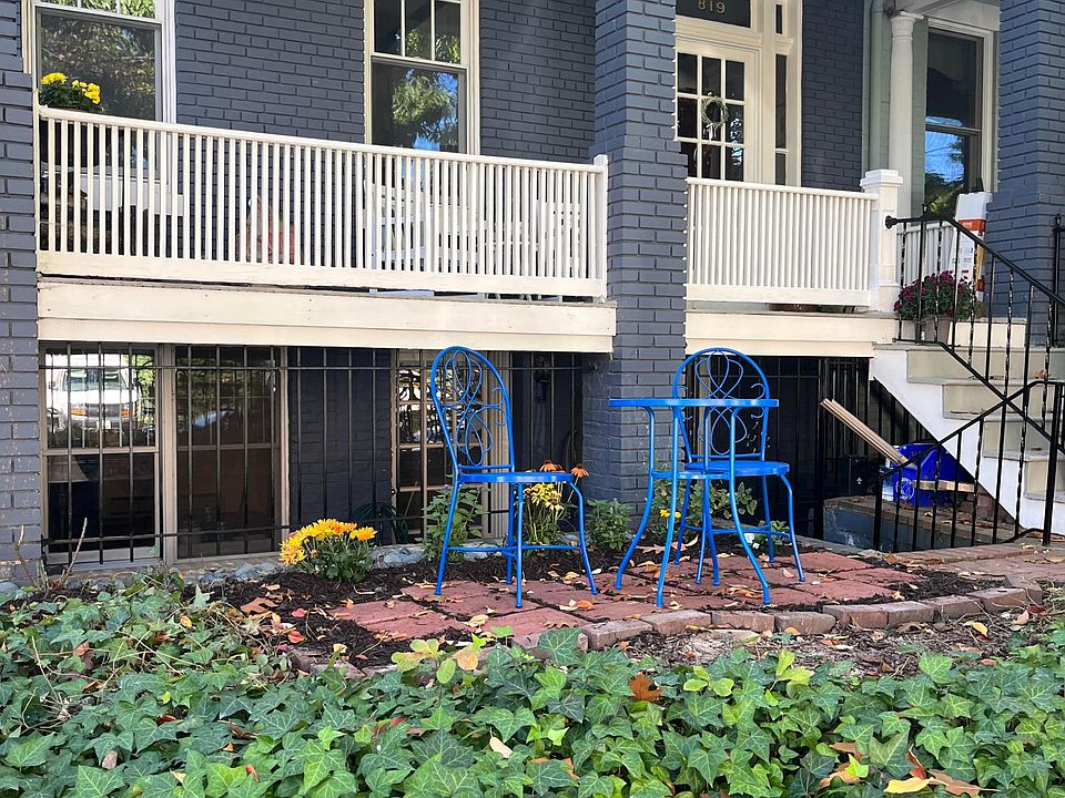Front yard with bistro table and chairs