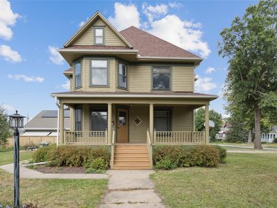 1323 5th Ave, Grinnell, IA, 50112