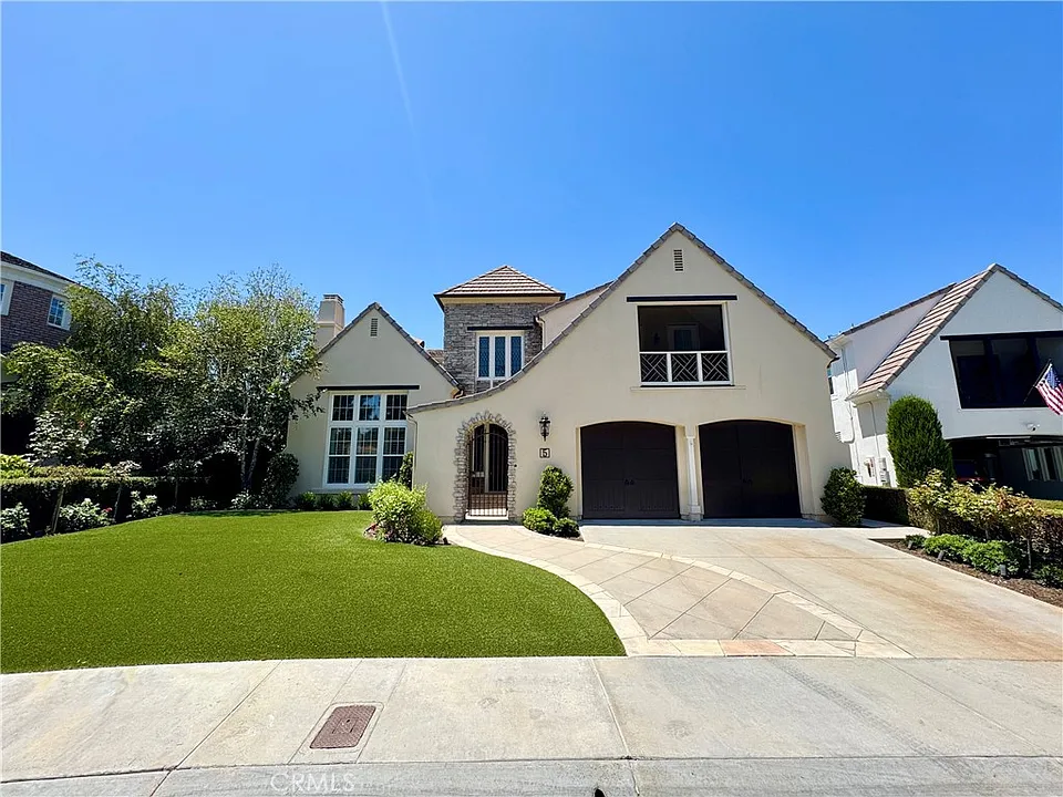 5 Golden Bear Ct