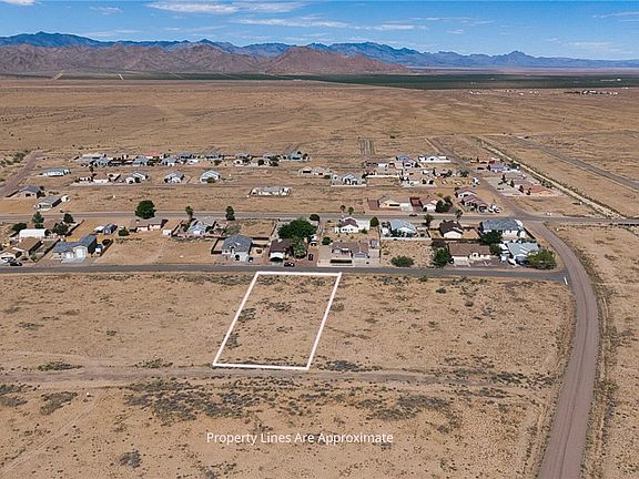 3rd image of 333-13-187 N Larkspur Drive