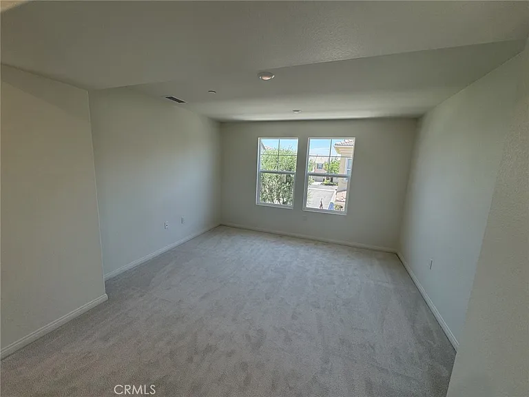 15993 Alamo Ct — Photo 11